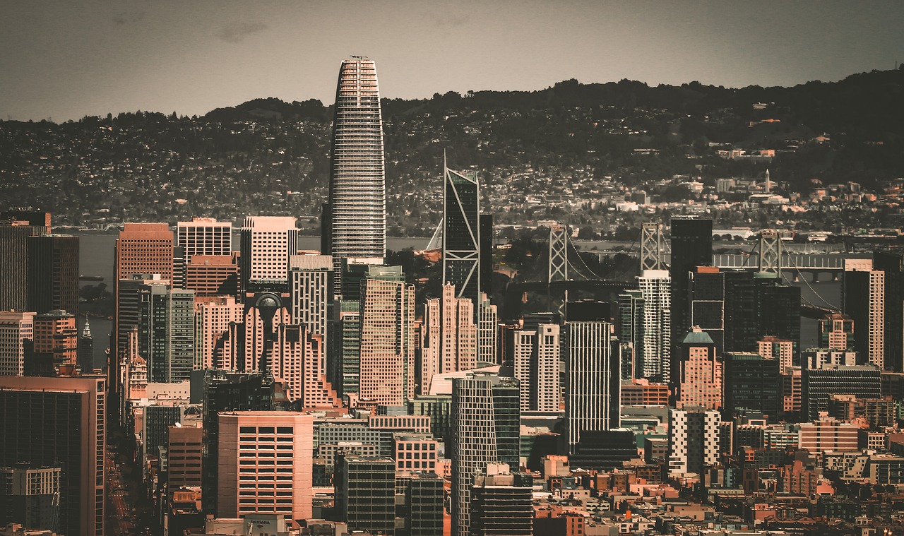 多次在国际 多次在国际